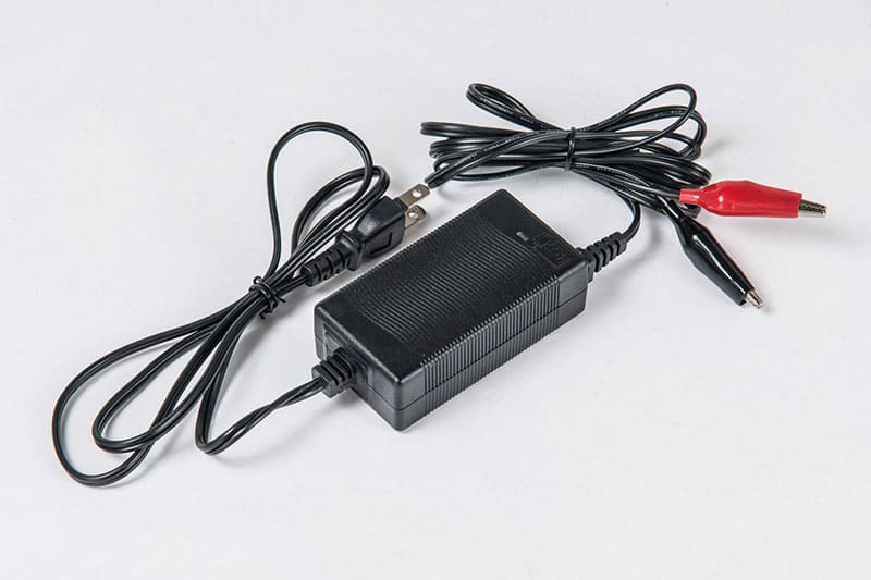 MEGA LiFe Battery アクセサリー 2A充電器 MLBC14-2A